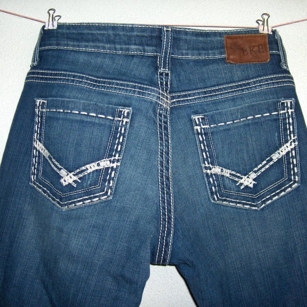 BKE Payton Boot 28R, Measure 33"-35" W - Picture 3 of 8